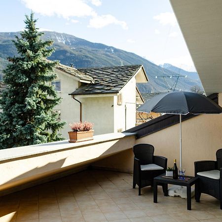 Sarre Skyline Apartment - Relax In Valle D'Aosta Eksteriør bilde