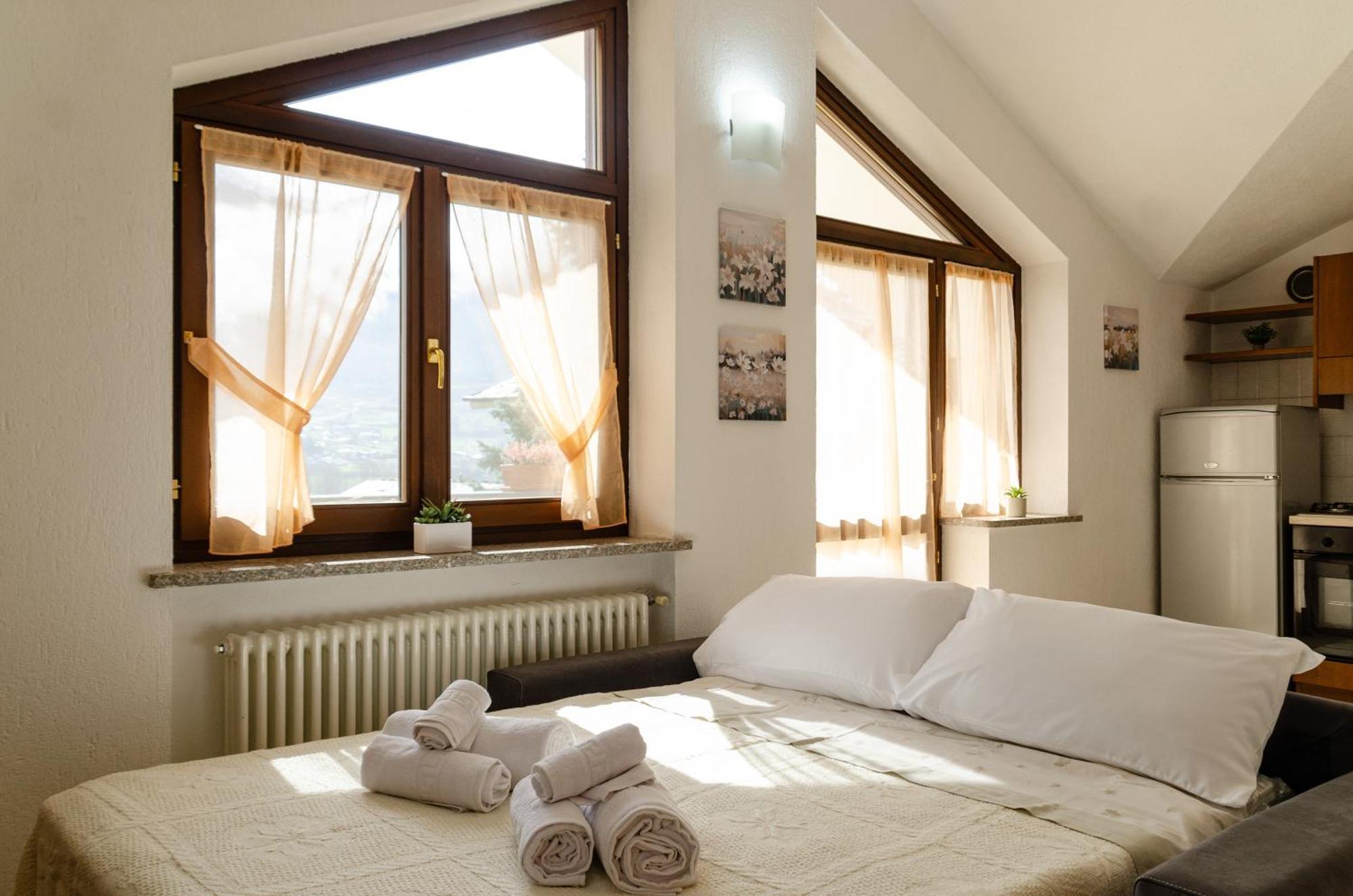Sarre Skyline Apartment - Relax In Valle D'Aosta Eksteriør bilde